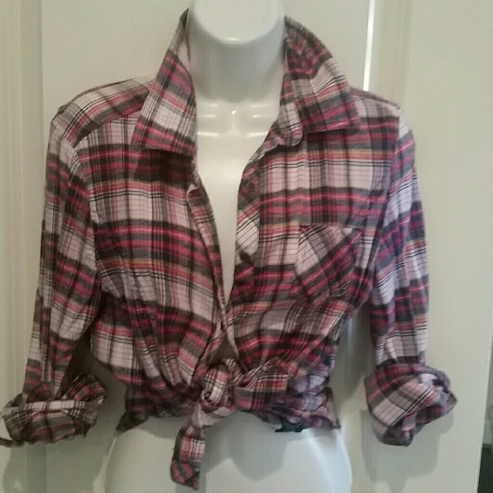Plaid long sleeve button down top